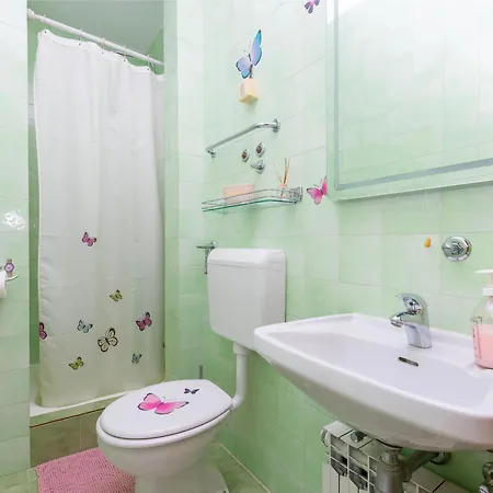 Apartment Lemona *