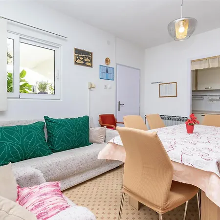 Apartmán Lemona *