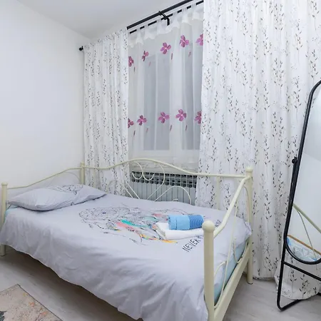 Lemona Apartamento Makarska